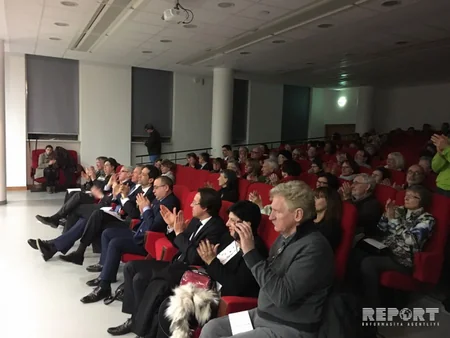 Fransalı mer: Beynəlxalq aləmin Xocalı faciəsinə hüquqi qiymət verəcəyinə ümid edirəm