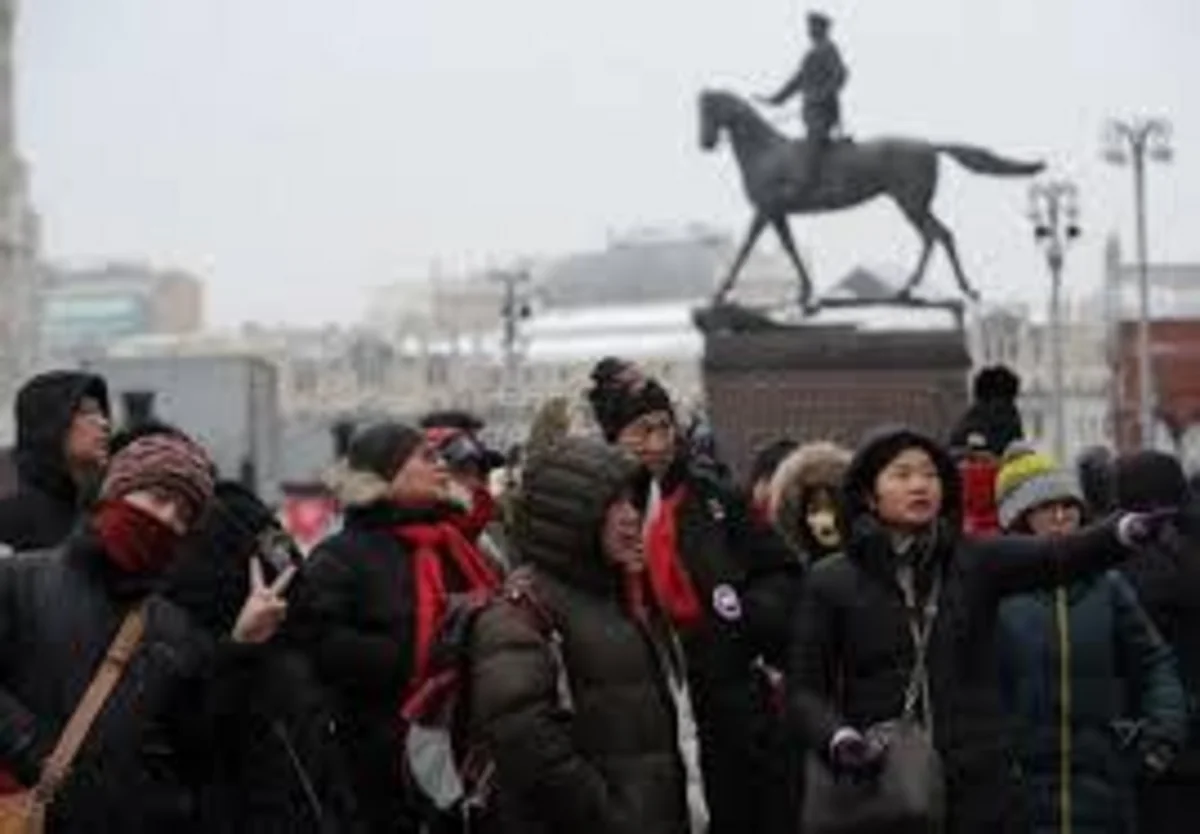 Российские туроператоры приостанавливают прием организованных групп из Китая