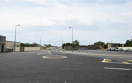 Президент Ильхам Алиев посетил поселок Нардаран