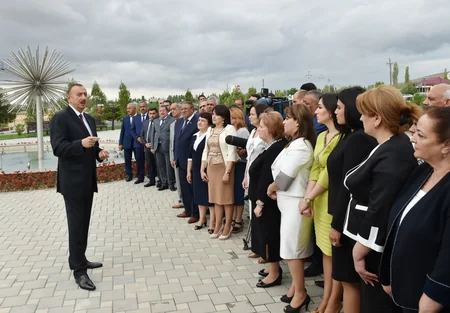 ​Prezident Ağsuya içməli suyun verilməsi mərasimində iştirak edib