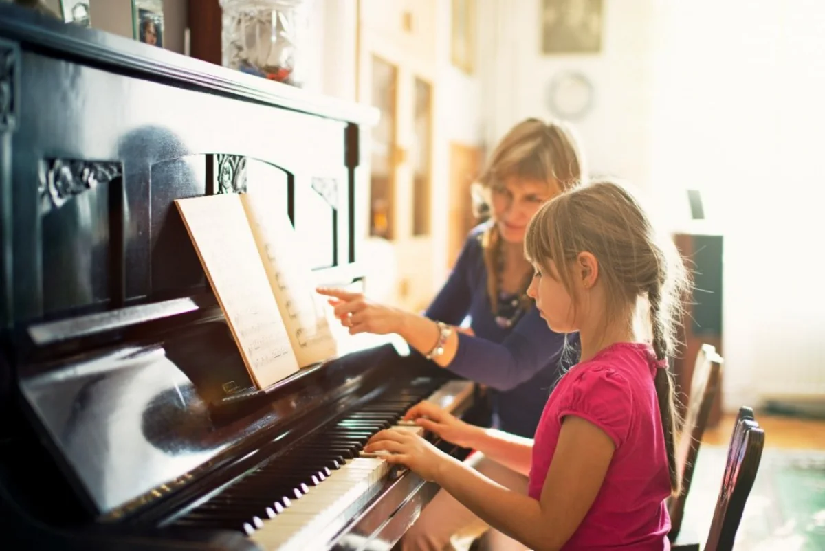 Musiqi məktəblərində müəllimlərin iş yerinin dəyișdirilməsi qaydası açıqlanıb
