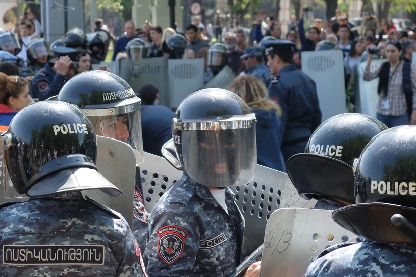 Armenia's deputy chiefs resign