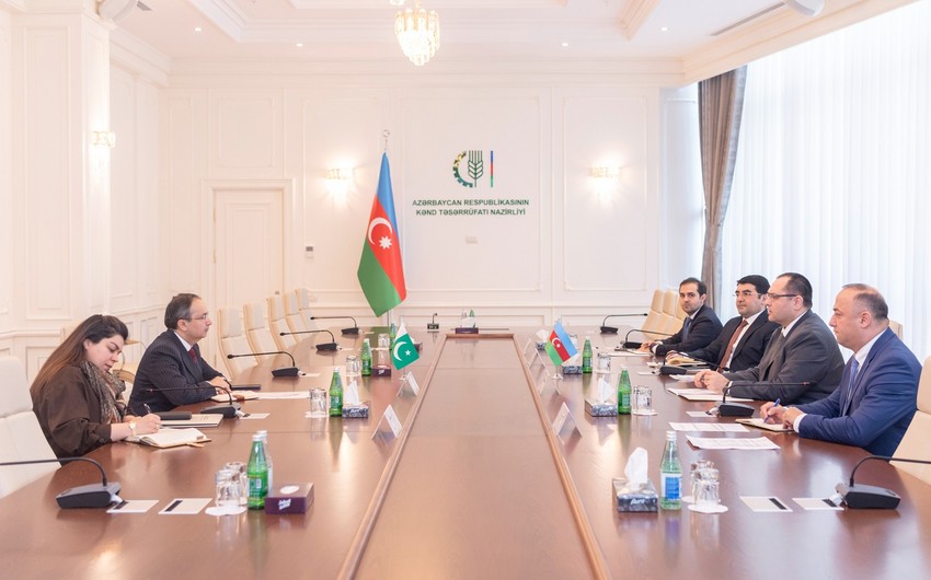 Azərbaycanın aqrar məhsullarının Pakistana ixracı müzakirə edilib