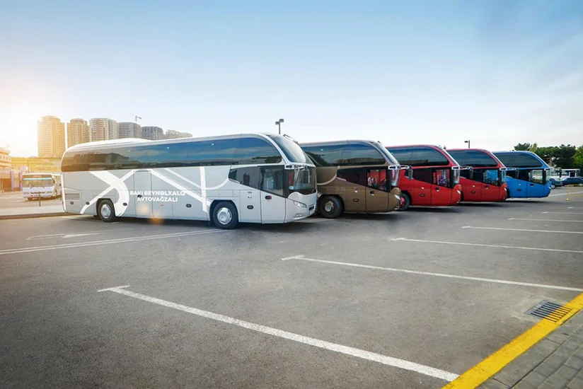 Baku orders 115 small buses