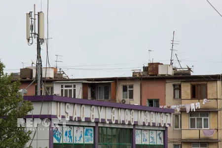 Binaların üstündəki su çənlərinin aqibəti necə olacaq? - ARAŞDIRMA