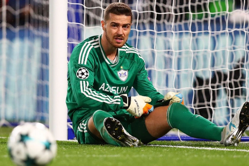 Qarabağın sabiq qapıçısı Konyasporla anlaşdı