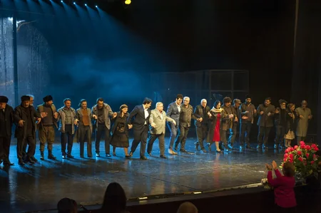Akademik Milli Dram Teatrında “Yaşar” tamaşasının premyerası keçirilib