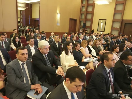 Bakıda “Məhkəmə-hüquq islahatlarına vəkil baxışı” mövzusunda konfrans keçirilib
