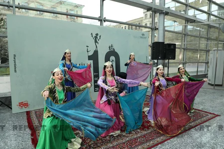 Milli Teatr Günü münasibəti ilə “Hər yerdə teatr” adlı fləşmob keçirilib