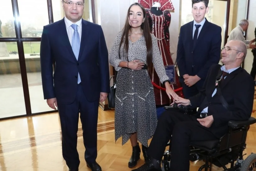 Leyla Əliyeva “And” tamaşasının premyerasında iştirak edib