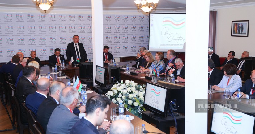 Meeting of Azerbaijani and Turkish journalists kicks off in Baku
