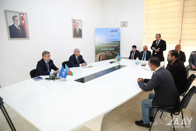 Saleh Məmmədov Hacıqabulda vətəndaşları qəbul edib