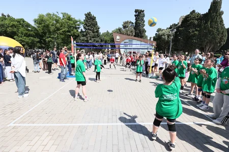 AVF Uşaqların Beynəlxalq Müdafiəsi Gününə həsr olunan voleybol festivalı keçirib