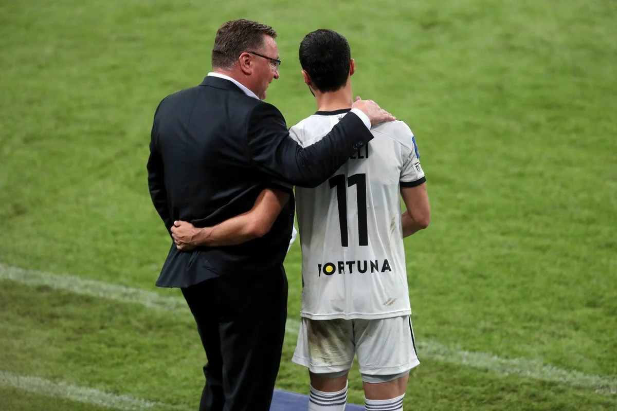 Legiyanın baş məşqçisi: Emreli qol vurmağa cavabdehdir