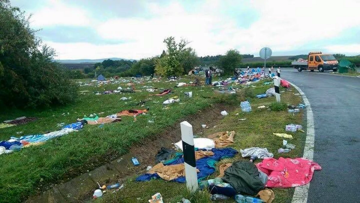 ​Qaçqınlar Sloveniyada özlərindən sonra 100 ton zibil qoyub gediblər