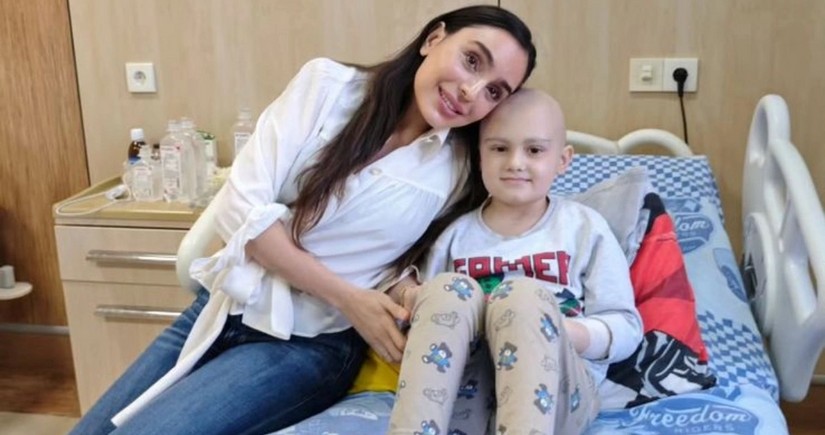 Leyla Əliyeva Uşaq Onkologiya Klinikasında olub