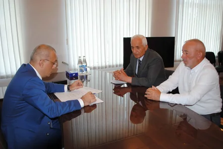 Dövlət Su Ehtiyatları Agentliyinin sədri Salyanda vətəndaşları qəbul edib