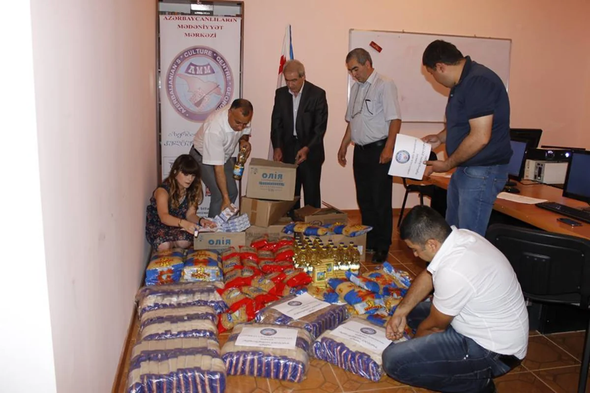 Gürcüstandakı azərbaycanlı gənclər daşqından zərərçəkənlərə yardım aksiyasına başlayıb