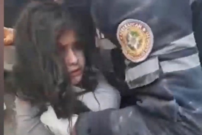 Azerbaijani rescuers save two siblings from rubble after 128 hours