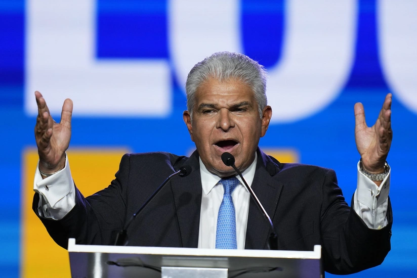 Panama Prezidenti Trampın su kanalı ilə bağlı iddialarını rədd edib