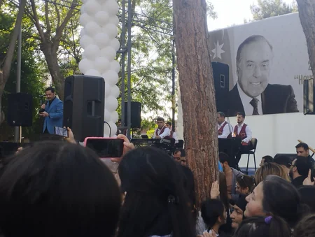 Salyan və Neftçalada Heydər Əliyevin 100 illik yubileyi ilə bağlı konsert təşkil olunub