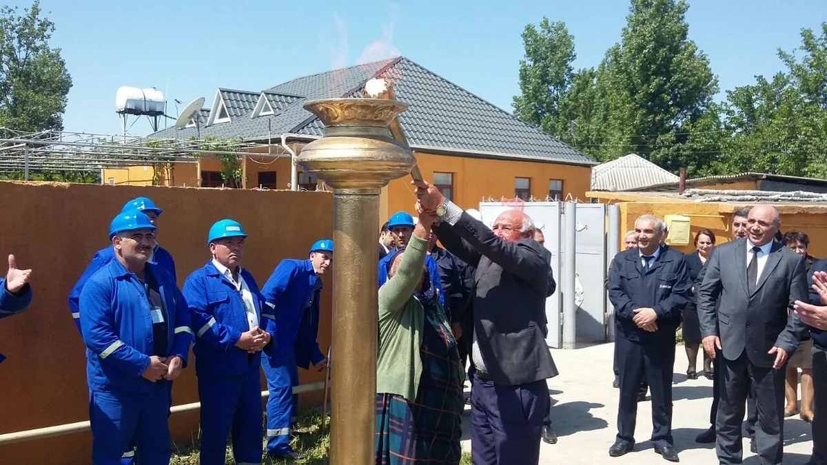 Azərbaycanda daha bir kəndə qaz verilib