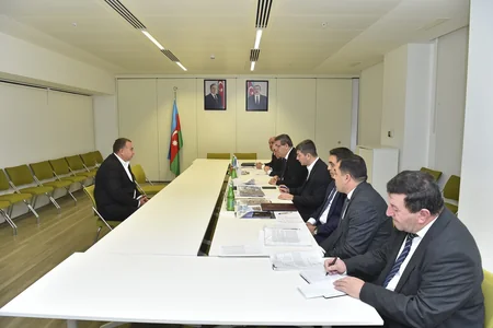Azərsuyun sədr müavini Qaxda vətəndaşları qəbul edib