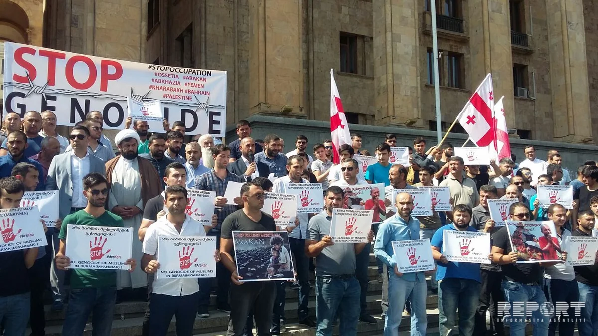 Gürcüstanda yaşayan bir qrup müsəlman etiraz aksiyası keçirib