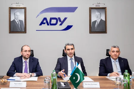 Container transportation along Pakistan-Afghanistan-Turkmenistan-Azerbaijan route discussed in Baku