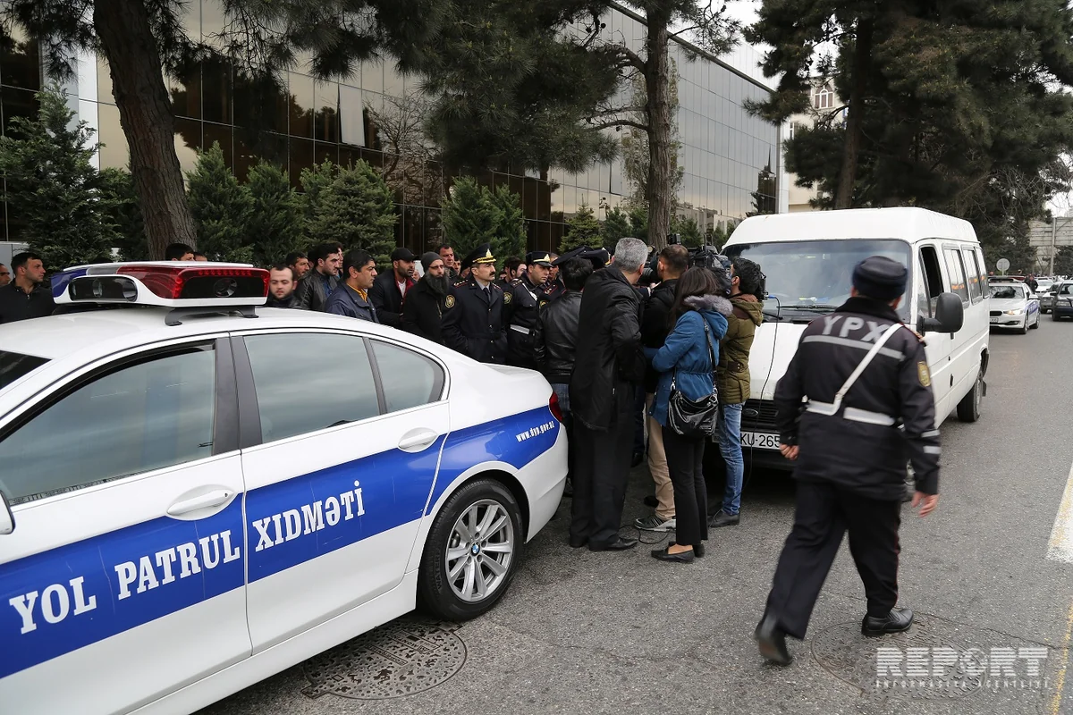 Bakıda DYP taksi və mikroavtobus sürücülərinə qarşı reyd keçirib - FOTO - VİDEO