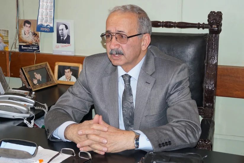 Elxan Qasımovun qızı: Atamın ağciyərləri süni ventilyasiya cihazından ayrılıb