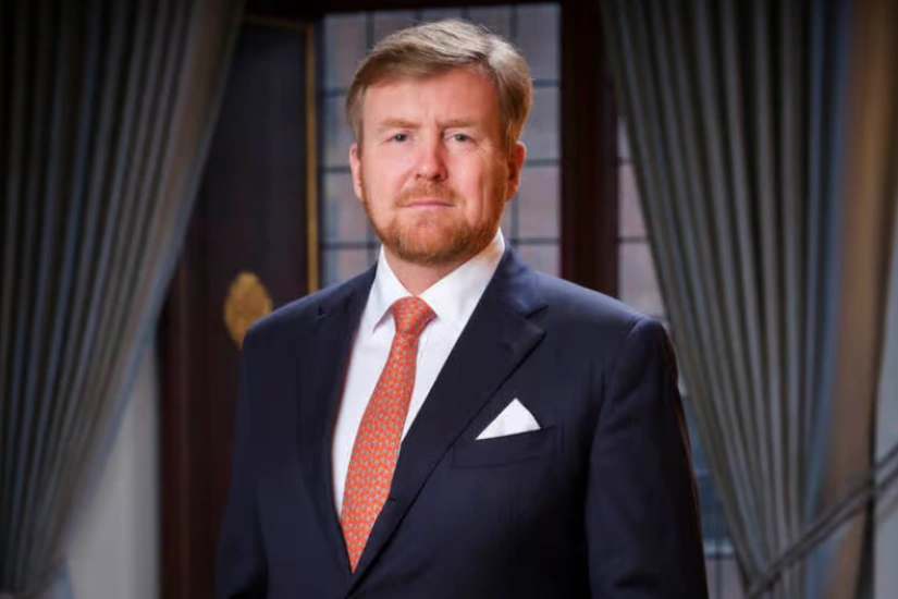 Niderland kralı dörd nazirin istefasını qəbul edib