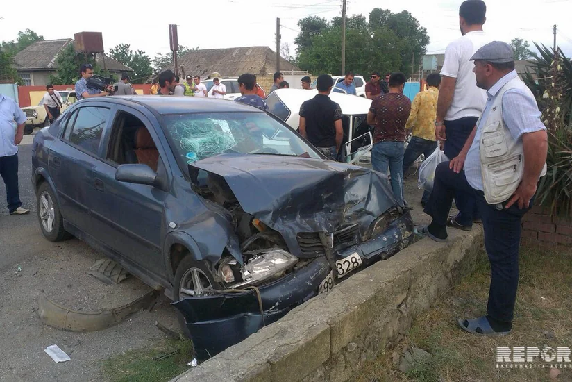 Lənkəranda ağır yol qəzasında yaralananların şəxsiyyəti məlum olub - FOTO - VİDEO - YENİLƏNİB
