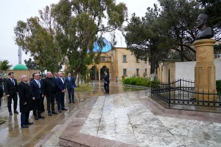 Ramin Məmmədov Bakıda fəaliyyət göstərən ziyarətgahlarda olub