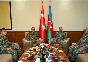 Azərbaycanla Türkiyə arasında hərbi əməkdaşlığın genişləndirilməsi müzakirə olunub