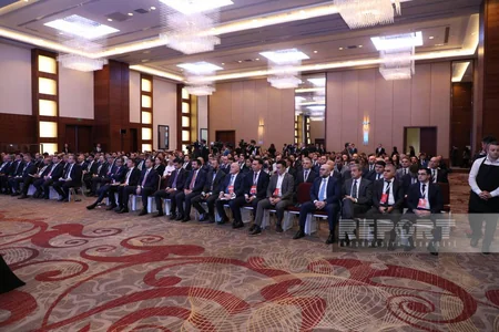 Bakıda Azərbaycan İnvestisiya və Gənc Sahibkarlar Forumu keçirilir