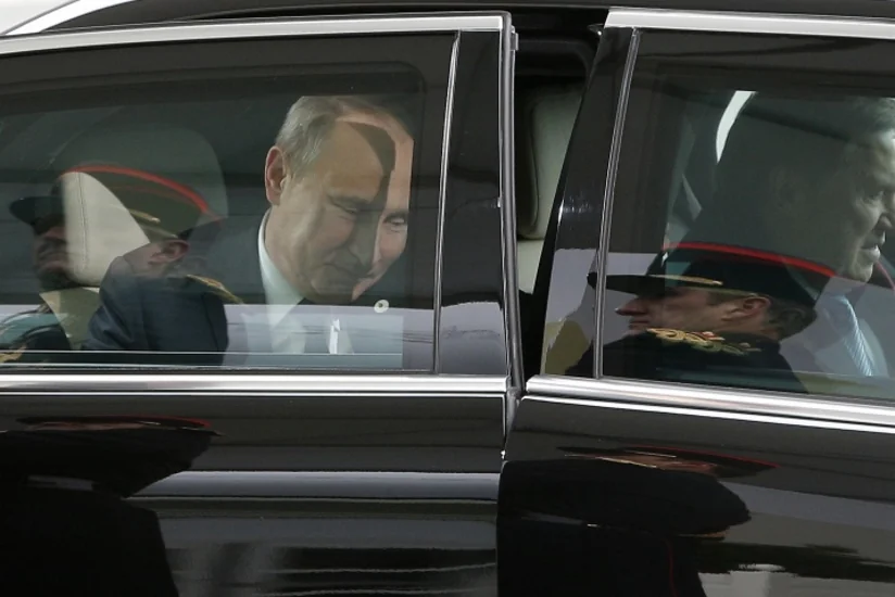 ​Putin Parisdə sammitin şəkilçəkdirmə mərasiminə niyə gecikdiyini izah edib