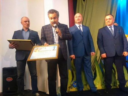 Gənc Tamaşaçılar Teatrının yaradıcı heyəti qastrol səfərindən qayıdıb