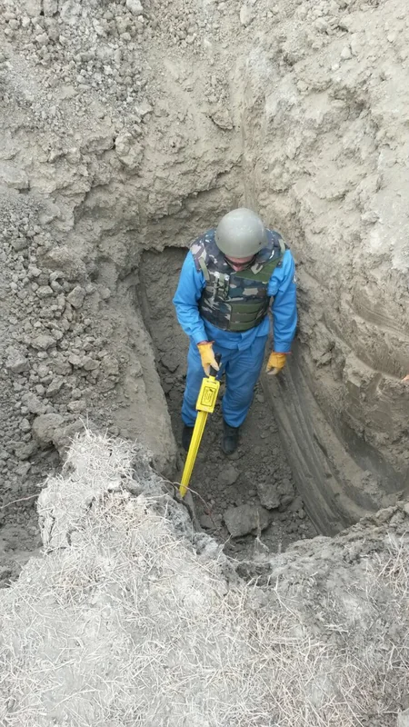 Xızıda 4 müxtəlif evdən 2 ədəd partlamamış hərbi sursat aşkar edilib