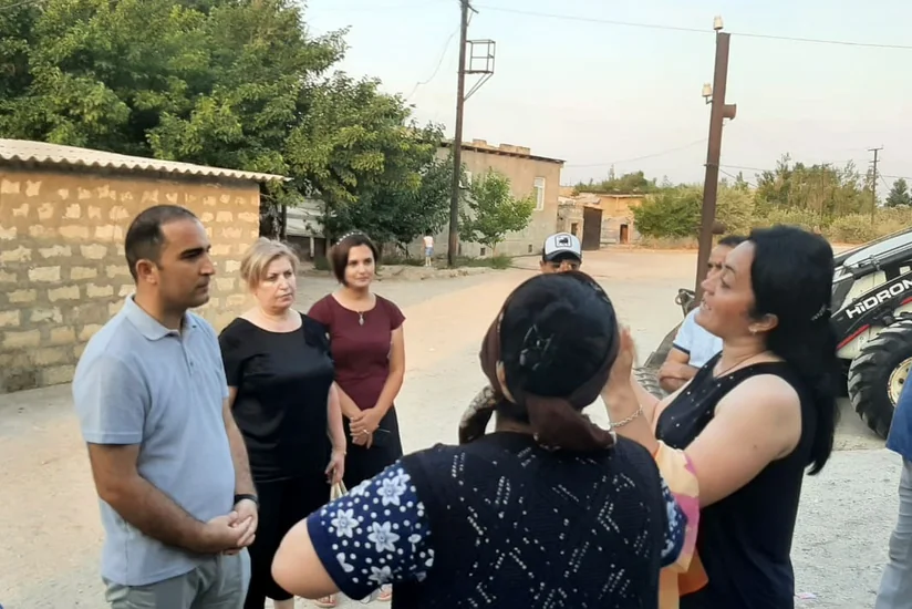 İctimai Şuranın üzvləri məcburi köçkünlərlə görüşüblər