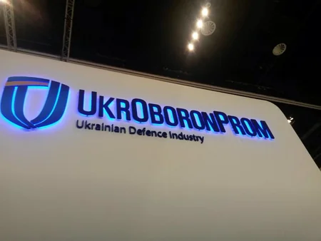 В Абу-Даби стартовала 12-я выставка военно-оборонной техники IDEX 2015