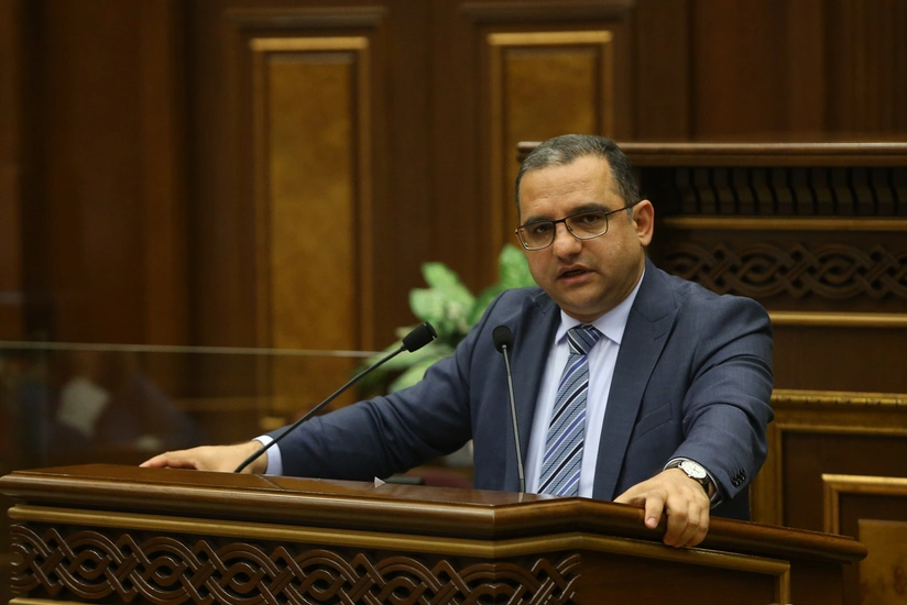 Armenian Economy Minister resigns