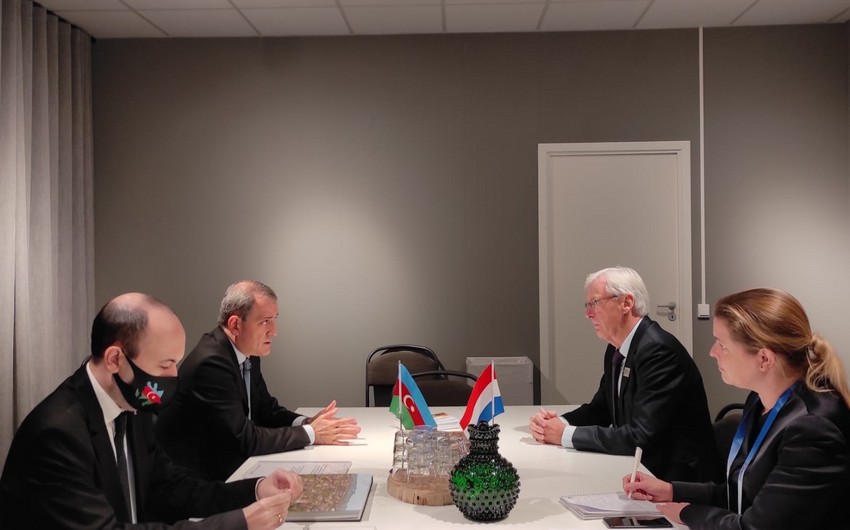 FM: Azerbaijan supports solution of issues on relations with Armenia through dialogue