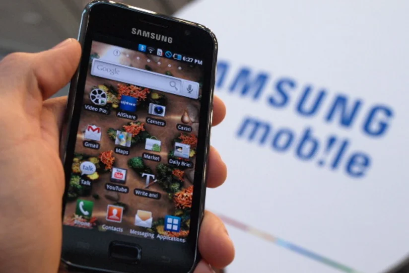 Samsung smartfon bazarında liderliyi ələ alıb