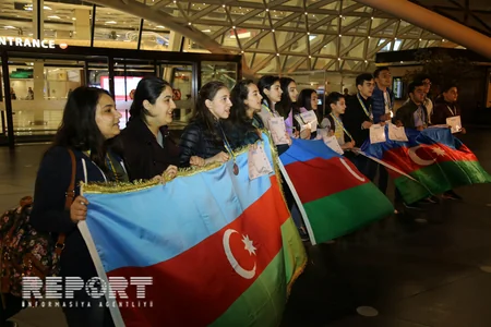 Azərbaycan məktəblilərinin robotları InfoMatrix beynəlxalq müsabiqəsində qızıl medal qazanıb - FOTO - VİDEO - YENİLƏNİB