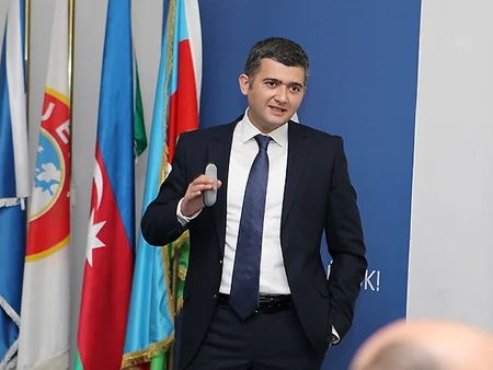 Azərbaycan Premyer Liqasında iştirak edəcək klublara lisenziyalar təqdim olunub