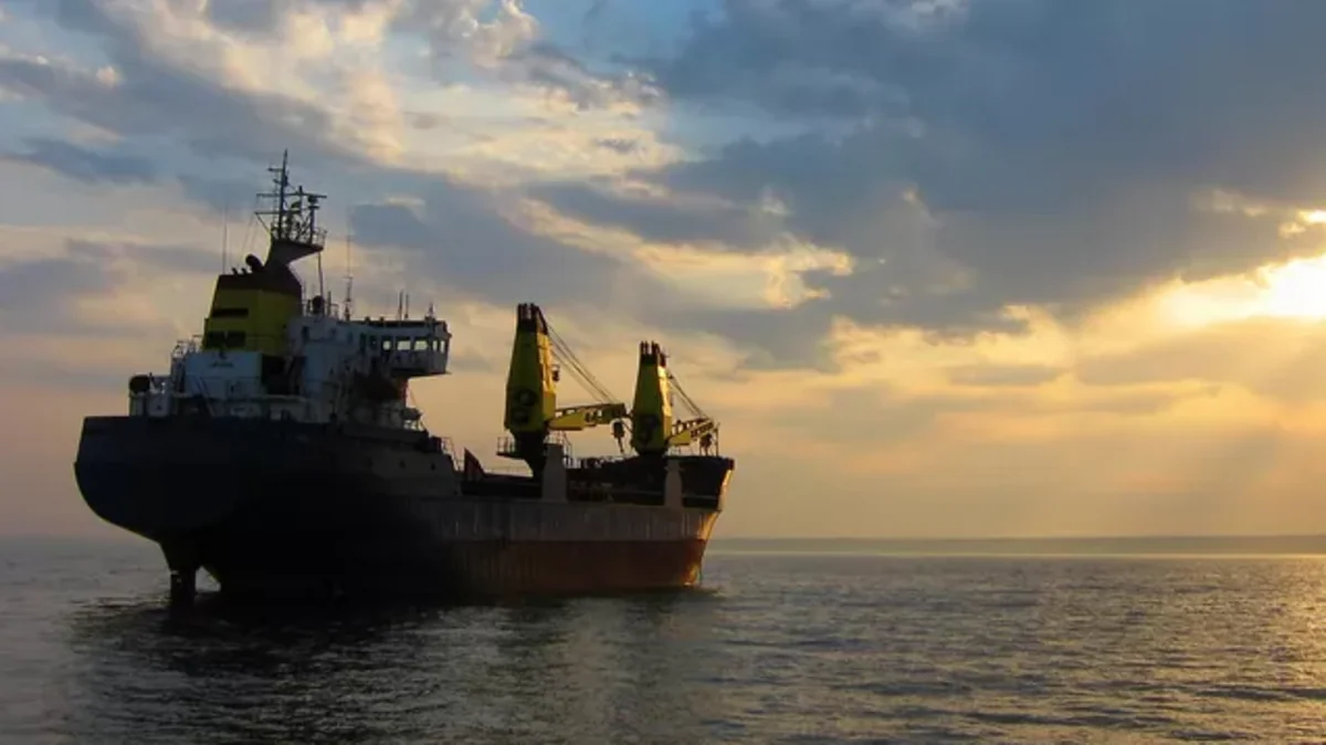 Mərmərə dənizində yük gəmiləri toqquşub