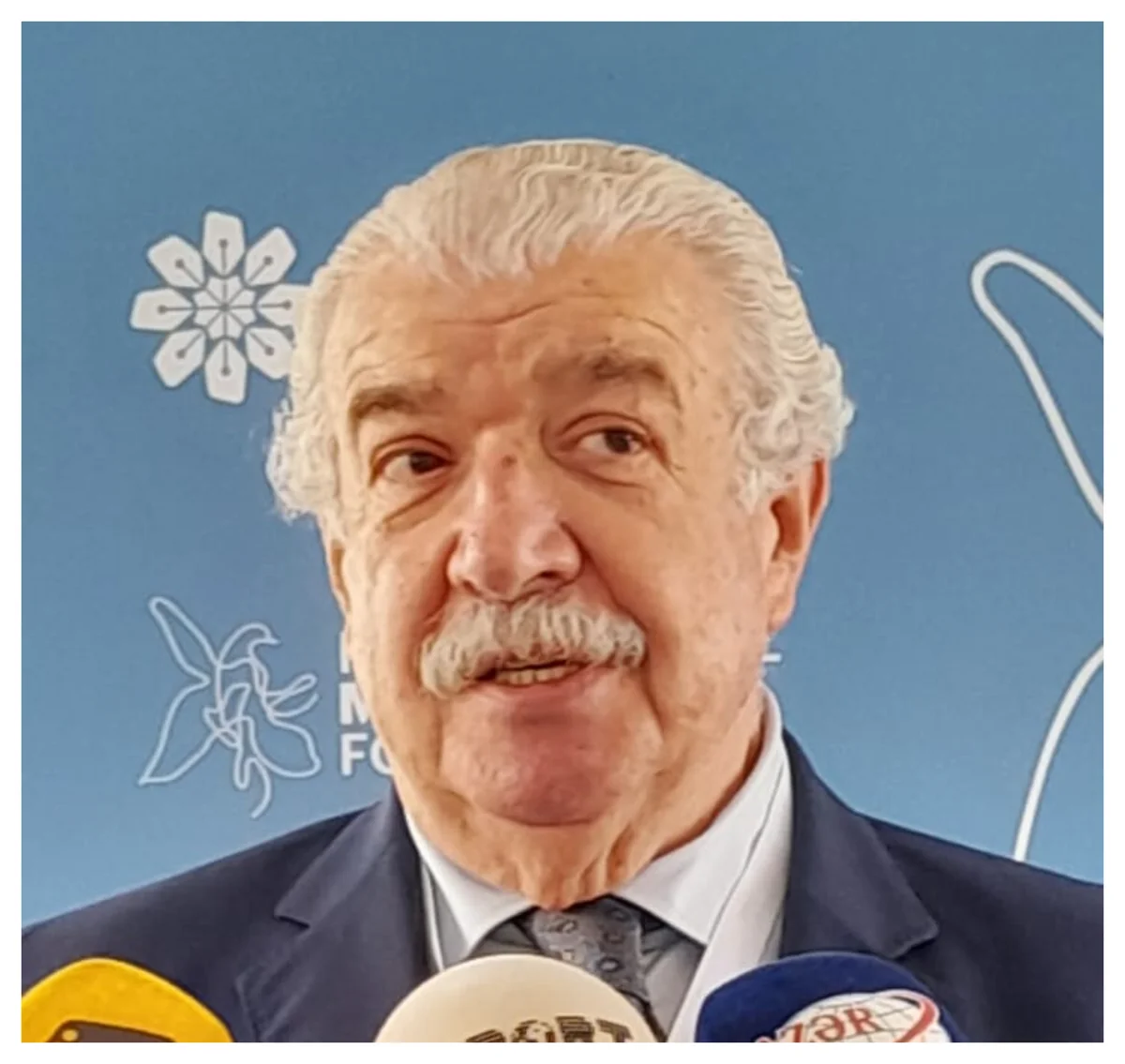 Mixail Qusman: Beynəlxalq Media Forumunda açıq, geniş, prinsipial diskussiya gedəcəyini düşünürəm