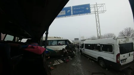 40 vehicles pileup in Turkey: 2 dead