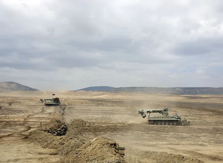 Azərbaycan ordusunun mühəndis istehkam bölmələrinin taktiki-xüsusi təlimi keçirilib